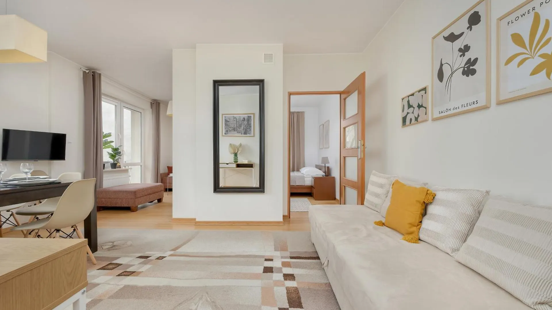 Heart Of Sopot Spacious Apartment By Noclegi Renters